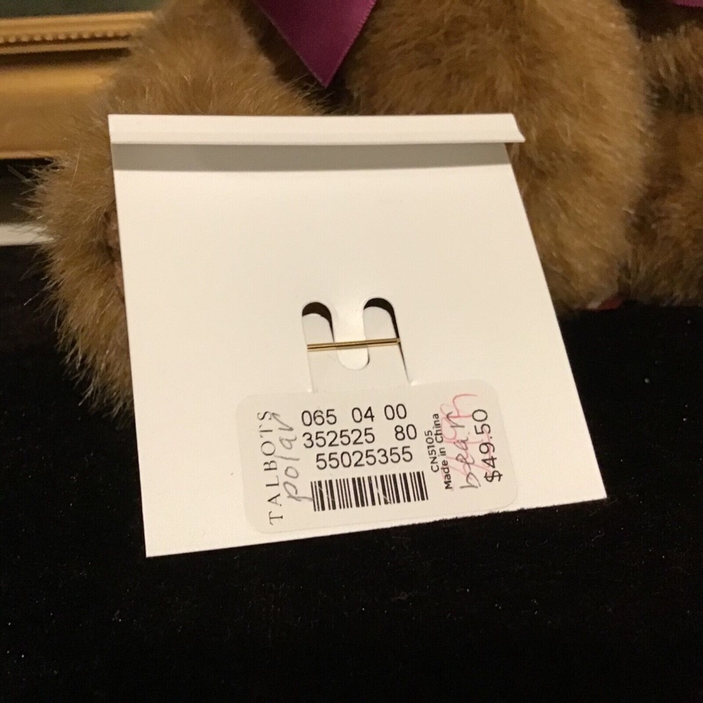 NWT Talbots Women's Gold tone Polar Bear Pin Brooch Jewelry $49.50 BE - Picture 3 of 3